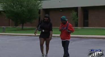 দুঃসাহসী গায়কের সাথে যৌনমিলন সেক্স ভিডিও ফুল এইচডি করেছিল, কিন্তু মা ধরা পড়েছিল