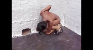 মালিশ হট সেক্স ভিডিও এইচডি তার শরীর জানে।