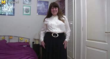 লোকটি একটি আনাড়ি nymphet উপর টানা এবং ভগ সেক্স ভিডিও বাংলা এইচডি মধ্যে শুক্রাণু সঙ্গে সমাপ্ত