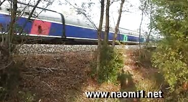 সৎ পিতা তার দত্তক কন্যার সাথে নিয়মিত সেক্স ভিডিও বাংলা এইচডি যৌনতার জন্য অর্থ প্রদান করতে ইচ্ছুক।