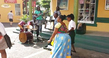 সুন্দরী মহিলার কাছে হিন্দি এইচডি সেক্স ভিডিও কানিলিংস।