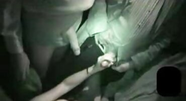 প্রতিবেশী ছেলেটিকে হস্তমৈথুন করতে এবং শুক্রাণু নিষ্কাশন করতে সাহায্য সেক্স এইচডি ভিডিও করেছিল।