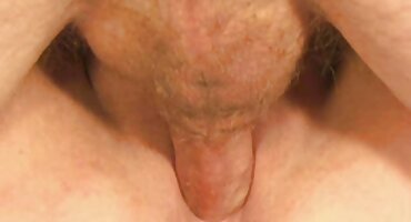 ব্যস্ত সৌন্দর্য গৃহশিক্ষককে তার বেঙ্গলি এইচডি সেক্স ভিডিও উরুর মধ্যে হাত রাখতে দেয়।