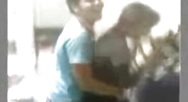 বন্ধুর মাকে ব্রুস ভেনচুরা সেক্স ভিডিও এইচডি ডাউনলোড চুদেছিল।