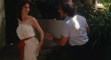 পিটার তার শিশ্ন সেক্স ভিডিও এইচডি সঙ্গে তার বান্ধবী এবং stepmom fucked