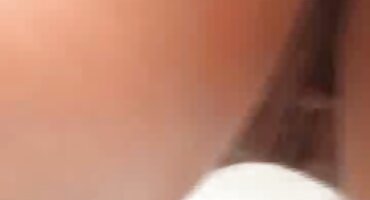 একটি ভিডিও এইচডি সেক্স নিষ্পাপ মেয়ের সাথে সেক্স