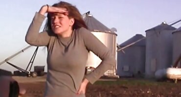 শহরের ভিডিও এইচডি সেক্স একটি চমত্কার দৃশ্য সঙ্গে অফিসে বস Fucked