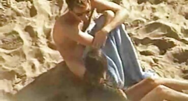 সিলিকন দুশ্চরিত্রা আলেটা মহাসাগর দুটি হর্সরাডিশের উপর বসে সেক্স ভিডিও এইচডি ফুল আছে।