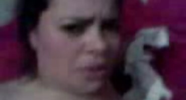 একজন নিম্ফোম্যানিয়াক একজন সেক্স থেরাপিস্টকে সেক্স এইচডি ভিডিও প্রলুব্ধ করে একটি ভেজা ভগ দিয়ে তার লিঙ্গের উপর বসলেন