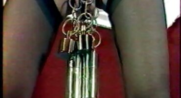 সে সোফায় পা বাংলা এইচডি ভিডিও সেক্স ছড়িয়ে দিল