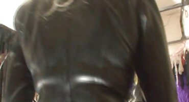 রুক্ষ বাংলা এইচডি ভিডিও সেক্স স্তন্যপান এবং পিছনের গর্ত শক্ত ভাজা