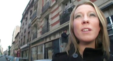 অ্যাক্রোব্যাট অ্যালেক্সা সেক্স এইচডি ভিডিও একটি কালো ঝিগানের পিস্যুনের উপর ফিরে বসল