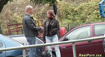 তিনি শপথ করতে দৌড়ে গেলেন, কিন্তু একটি বিশাল মোরগের মধ্যে দৌড়ে সেক্সি বিএফ এইচডি গেলেন