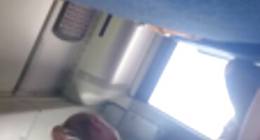 কুনি-মাস্টার একজন পরিচিত মহিলার চুদা লোকাল এইচডি সেক্স ভিডিও চাটছে।