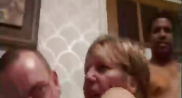 দাভাল্কা মুখে ও গুদে হাতুড়ি মেরেছে পুরুষদের সেক্স ভিডিও ফুল এইচডি ভিড়।