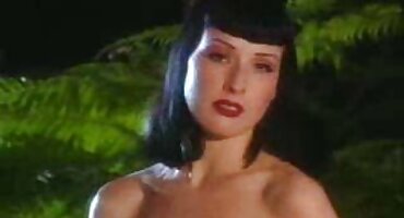 যে কোনো কিছুর জন্য এইচডি হট সেক্স ভিডিও প্রস্তুত একটি কুত্তা